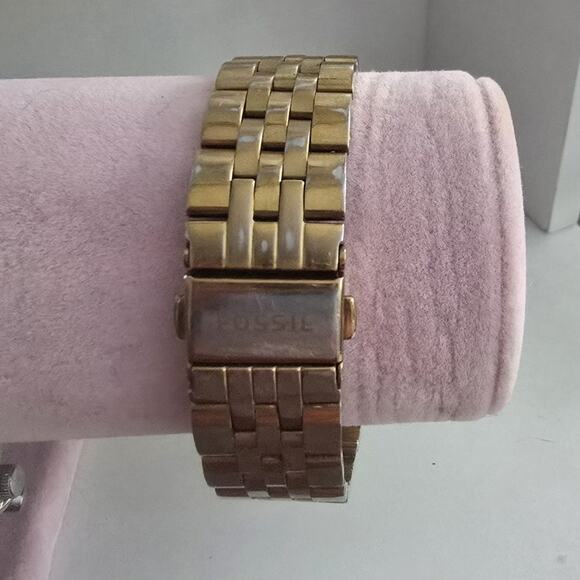 Fossil Q Hybrid Virginia Rose Gold-Tone Stainless Steel Smartwatch FTW1106 - Picture 5 of 8